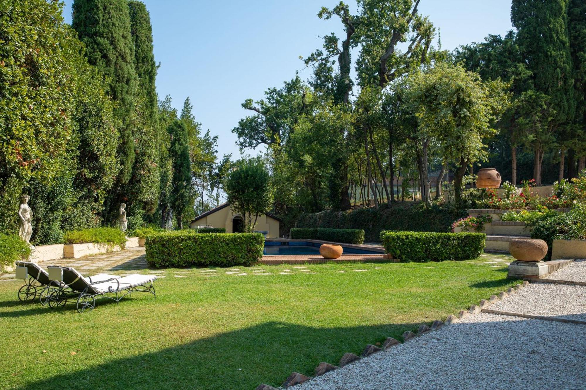 La Loggia Historic Resort غرادارا المظهر الخارجي الصورة